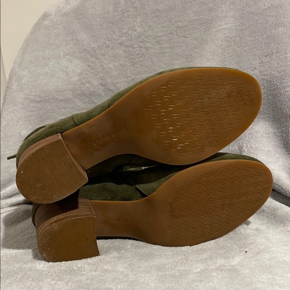 Violet & Red Green Suede Heeled Tall Boots with Box Detail and Mid-Calf Design - Picture 7 of 10